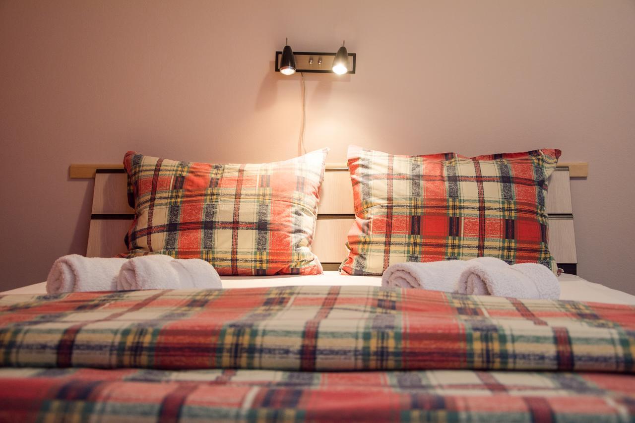 Apartment Bohemian Rhapsody Belgrado Buitenkant foto